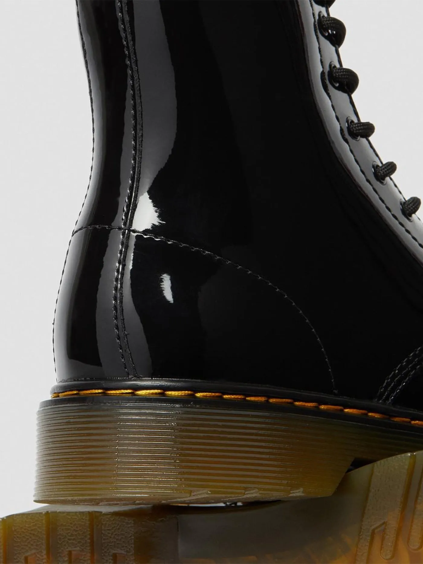 1460 Patent Lamper Black Boots (Kids)