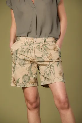 Jaqueline Curvie woman's chino bermuda in twill with floreal pattern  curvy