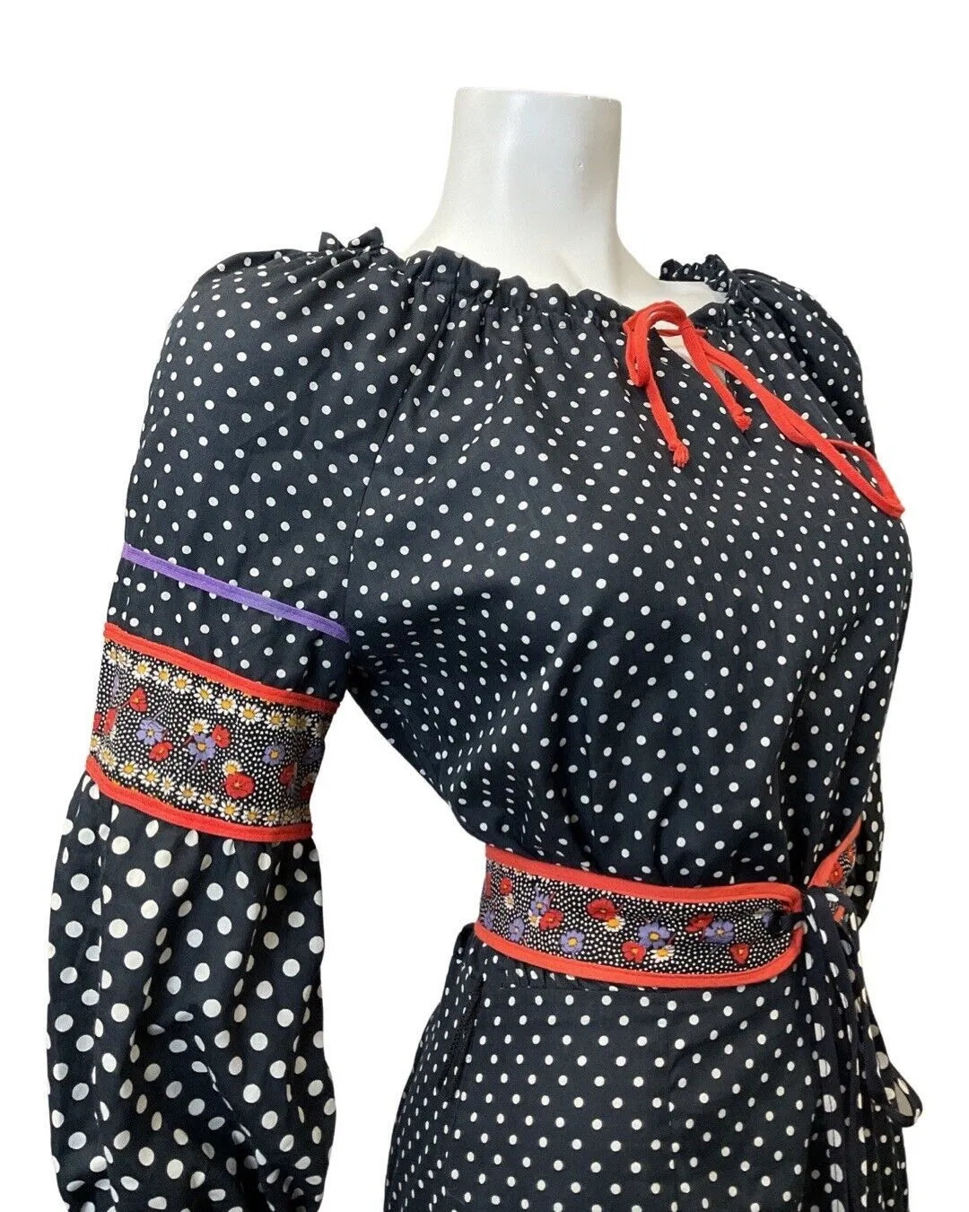 VINTAGE 60s 70s BLACK WHITE RED POLKA-DOT FLORAL BOHO FOLK SWING DRESS 8 10